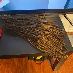 NATURAL LOCS DREADLOCKS